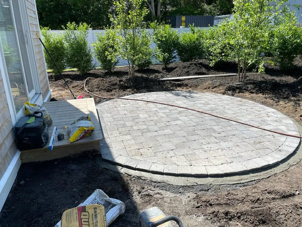 Custom landscaping services experts serving Fall River, MA - Araujo's Irrigation & Landscaping