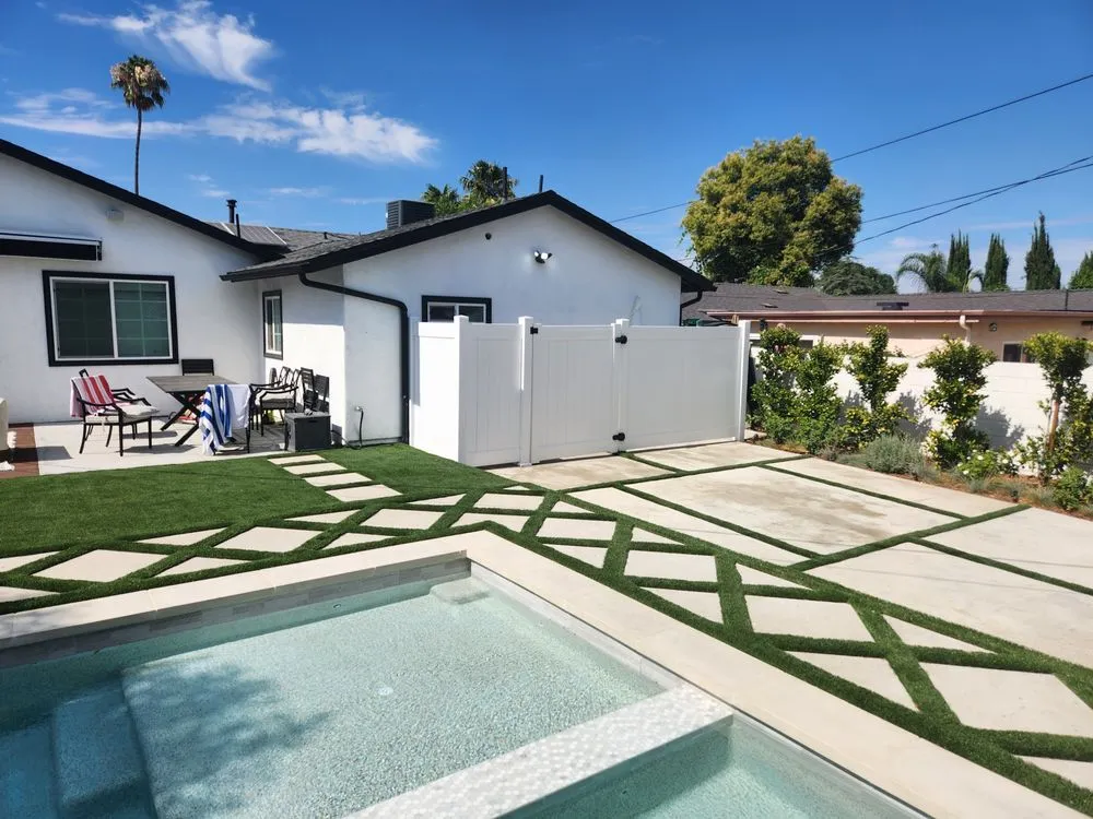 Reliable garden landscaping for homes across Van Nuys, CA - Arbol Landscape