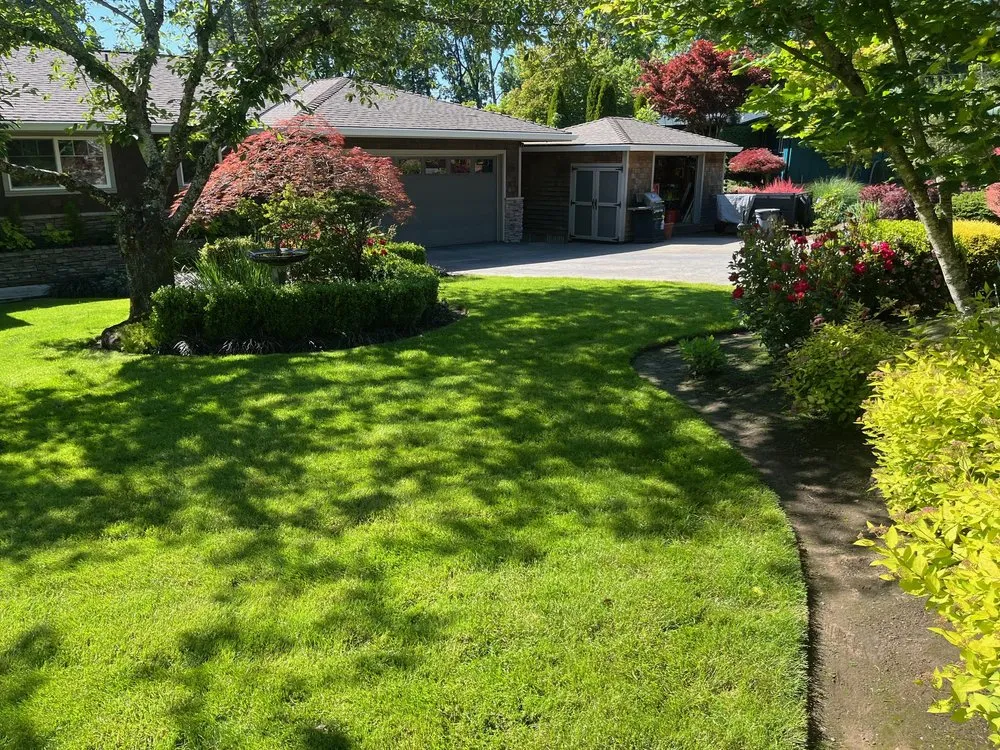 Top-rated yard maintenance experts serving Portland, OR - Arboles