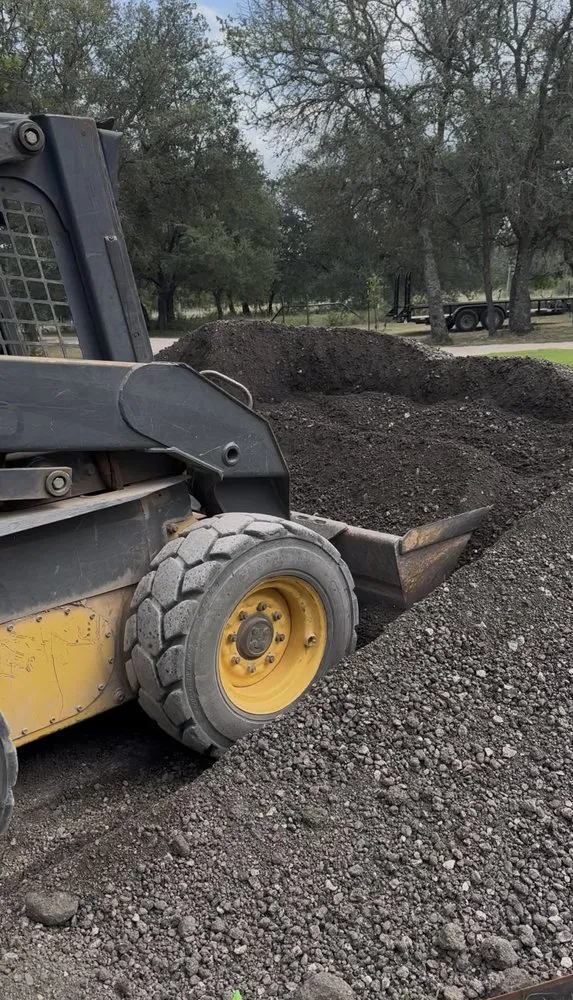 Expert outdoor landscaping for beautiful yards in Burnet, TX by Arbor & Aggregate