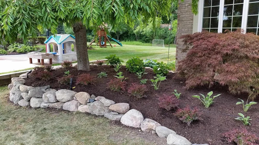 Professional outdoor landscaping in Benton, KY by Arbor Ace Landscapes