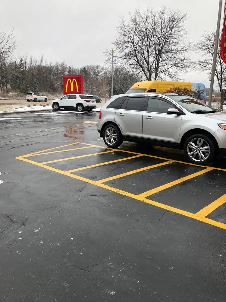 Reliable lawn mowing service in West Chicago, IL - Arbor Earth & Snow