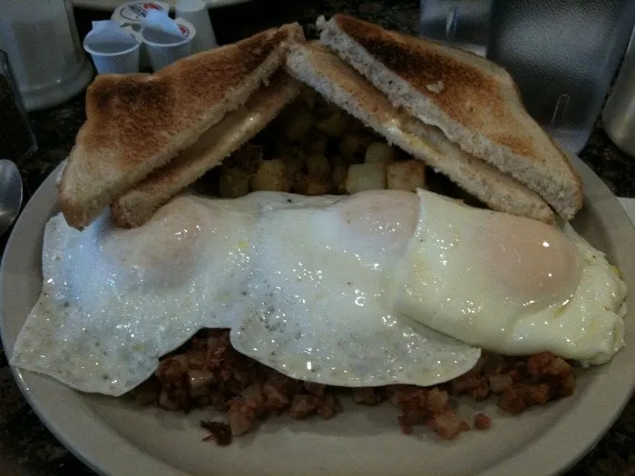 Local landscaping services for year-round maintenance across Santa Clarita, CA - Arboristas Tree Care & Landscape Services