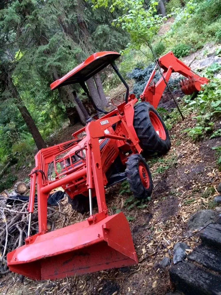 Trusted lawn care service experts serving Huntsville, UT - Arbormann