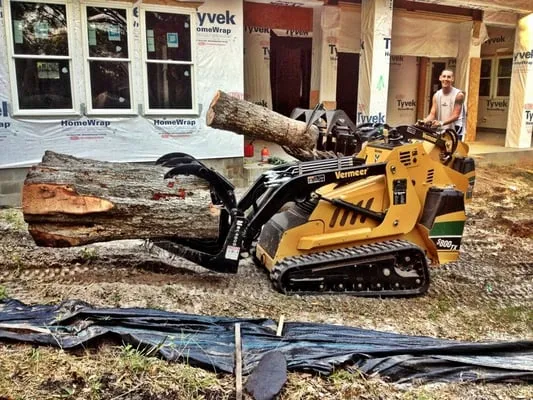 Arborvation Tree Care & Land Mgmt Logo