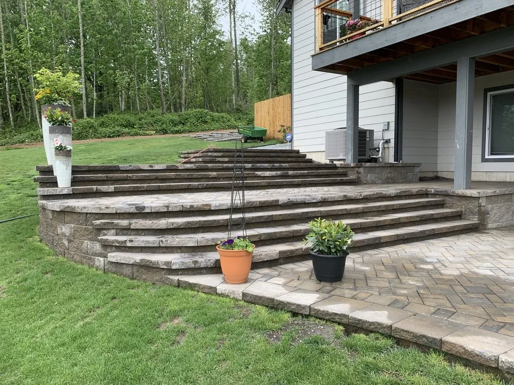 Expert lawn care service experts serving Burlington, WA - Arc Landscape