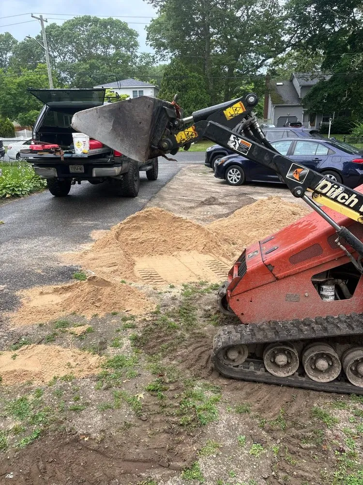 Top-rated landscape installation for beautiful yards across Huntington, NY - Arcadia Outdoors