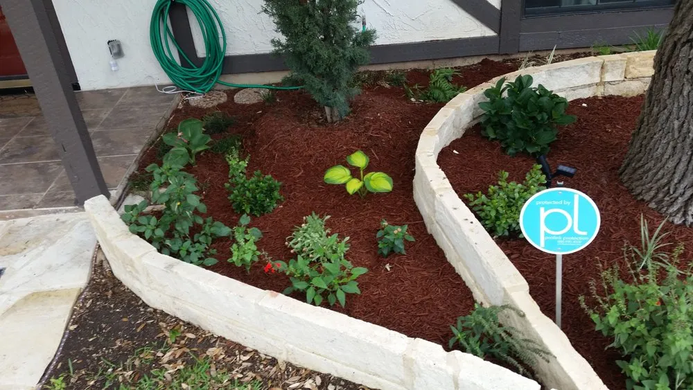 Professional garden landscaping for beautiful yards across San Antonio, TX - Arcadian Irrigation and Landscapes