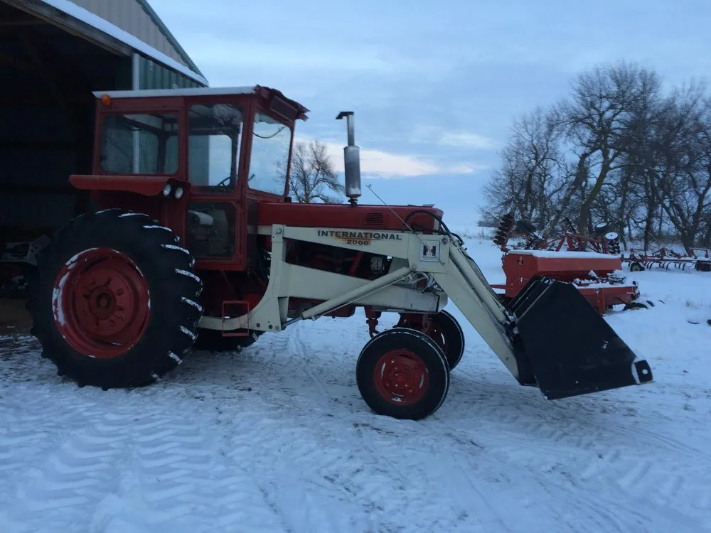 Affordable lawn mowing service for year-round maintenance in Saint Paul, MN by Arch-Tech Landscaping, Nursery, Gravel and Black Dirt