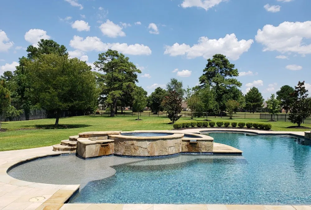 Expert yard maintenance with custom design in Magnolia, TX by Archer Landscape Design