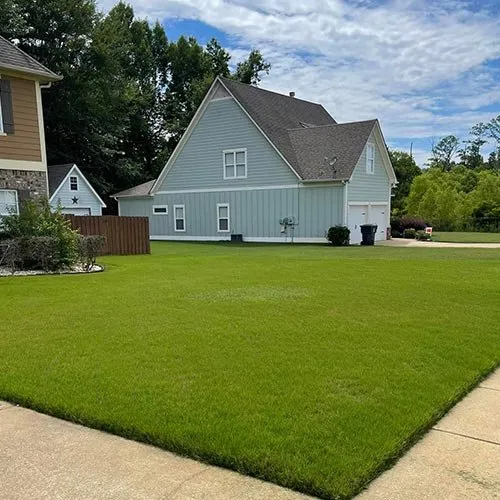 Affordable yard cleanup service for residential properties in Moody, AL by Archer Lawn Maintenance