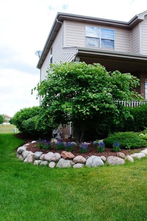 Top-rated garden landscaping for residential properties in Lockport, IL by Archer Pines Landscaping