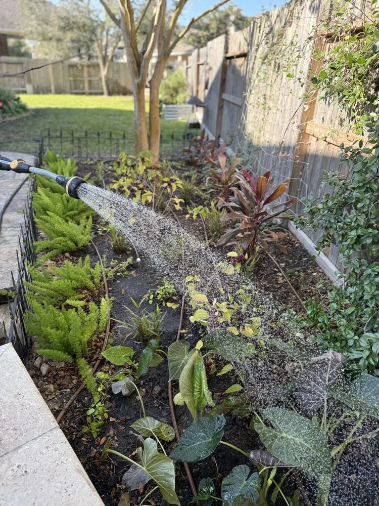 Custom residential landscaping in Houston, TX by Archie’s Garden Beds