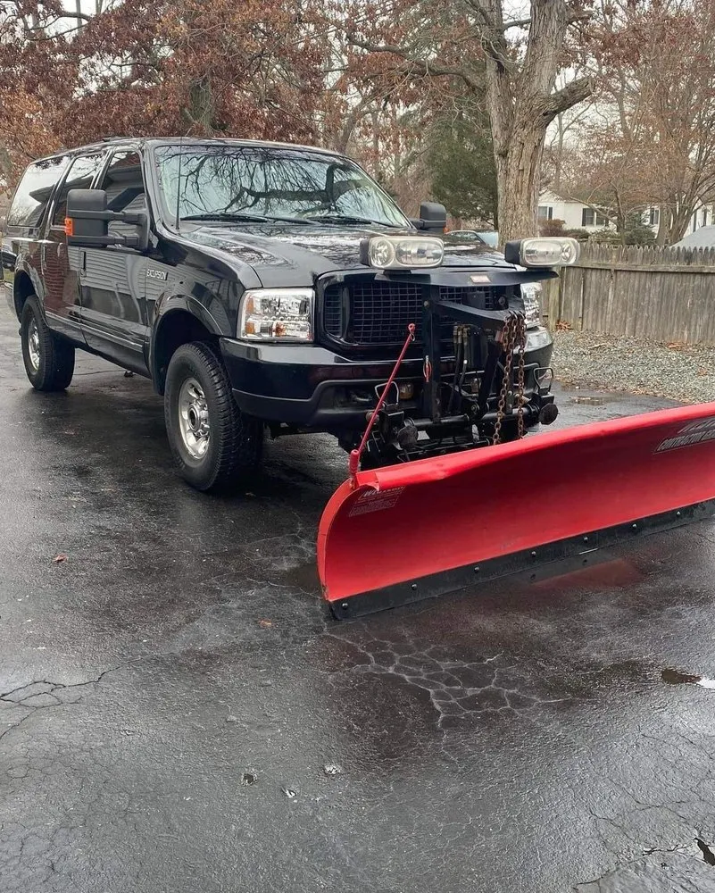 Top-rated outdoor landscaping experts serving Wyandanch, NY - Arciles General Contracting