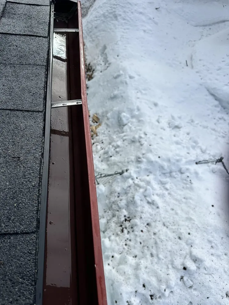 Reliable yard cleanup service experts serving Anchorage, AK - Arctic Eagle Property Maintenance