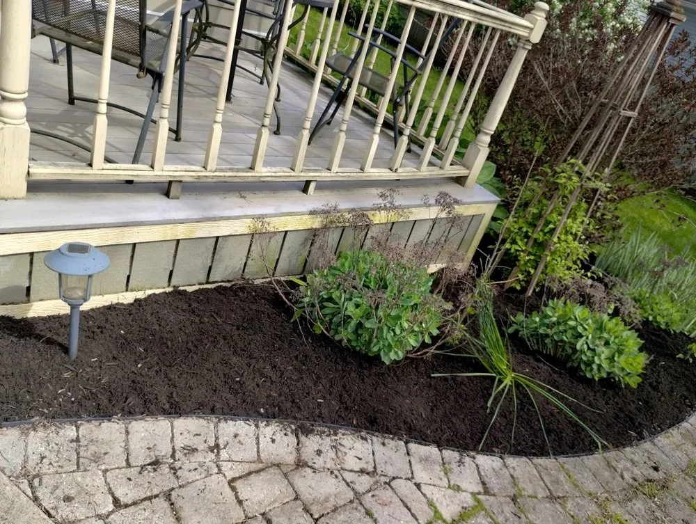 Reliable lawn mowing service experts serving Phoenix, NY - Arduini Farms & Landscaping