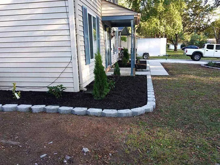 Expert lawn mowing service in Charlotte, NC - Area Verde Landscaping