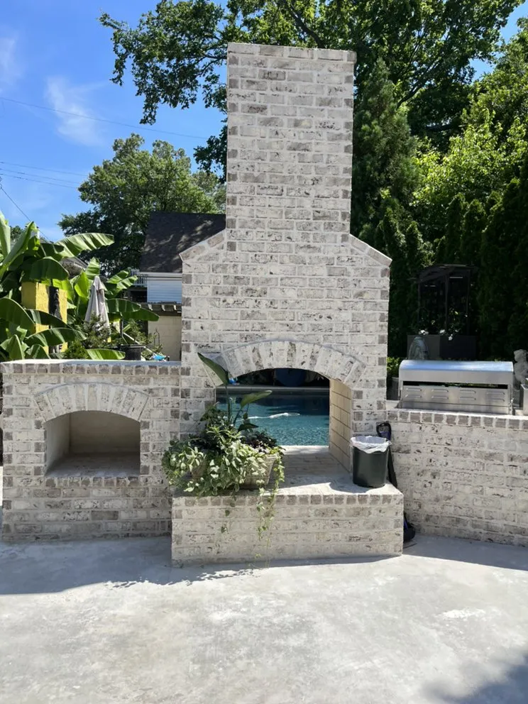 Professional lawn care service in Memphis, TN - Arellano Landscape and Construction