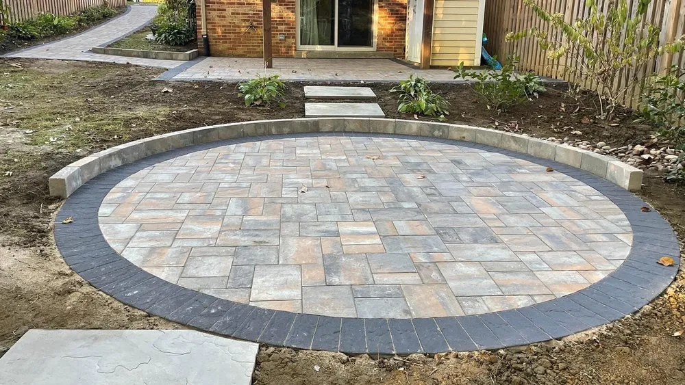 Reliable lawn care service in St Charles, IL by Arellano Landscaping