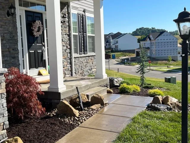 Professional yard cleanup service experts serving Bridgeport, WV - Arellano Lawncare And Tree's service