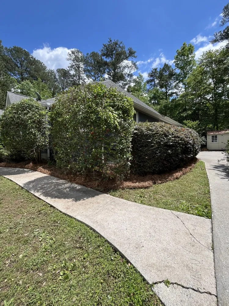 Top-rated lawn mowing service for outdoor upgrades across Rome, GA - Arellano’s Lawn Care Services