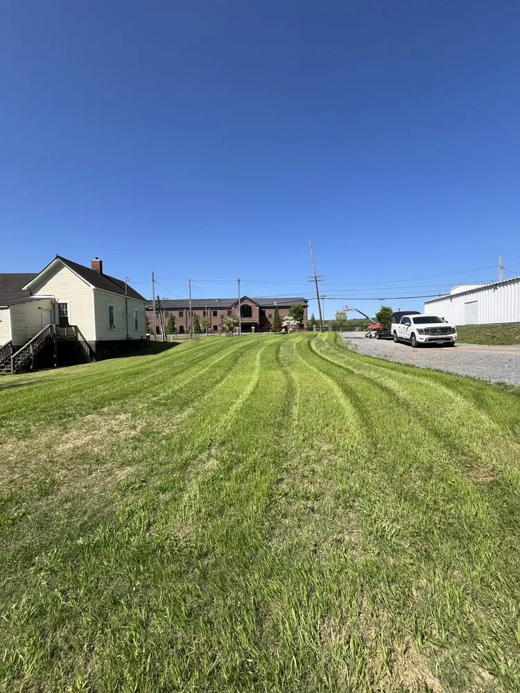 Top-rated yard cleanup service in Rome, GA - Arellano’s Lawn Care Services