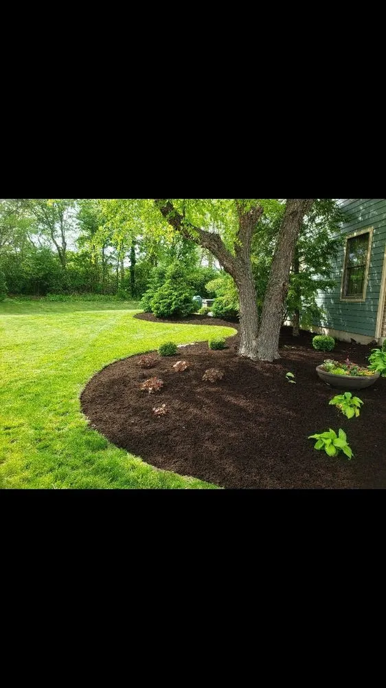 Professional landscaping services for homes in Dayton, OH by Arenas Landscaping& Construction LLC