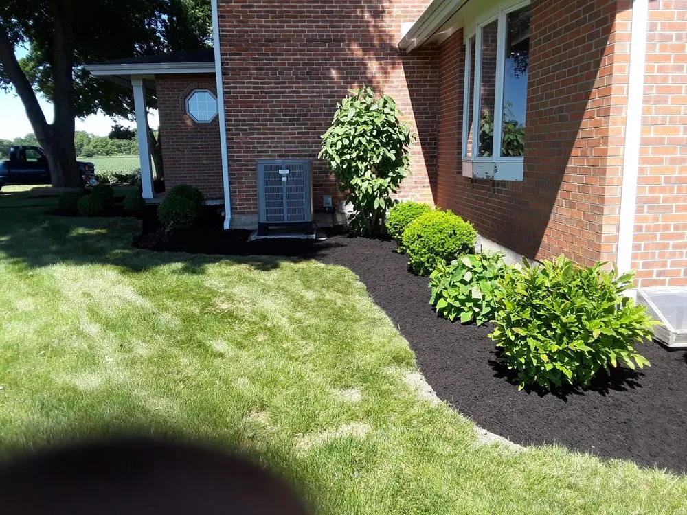 Reliable landscaping services experts serving Dayton, OH - Arenas Landscaping& Construction LLC
