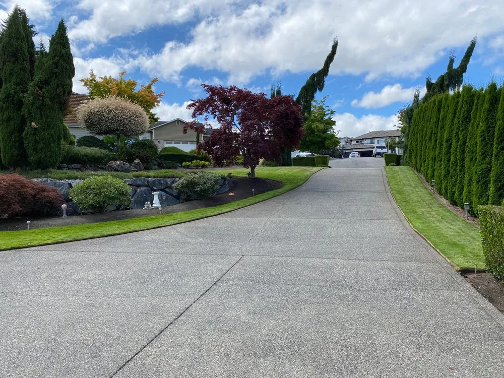 Custom yard maintenance in Tacoma, WA - Arete Lawn Care