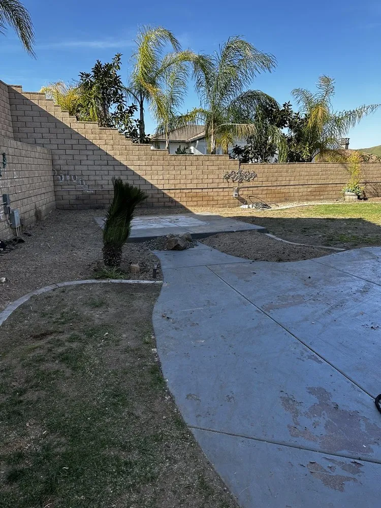 Custom outdoor landscaping in Fontana, CA - Arevalo Tree Service and Landscape