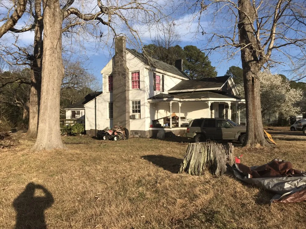 Reliable lawn mowing service in Smithfield, NC - Arevalos Lawn Care