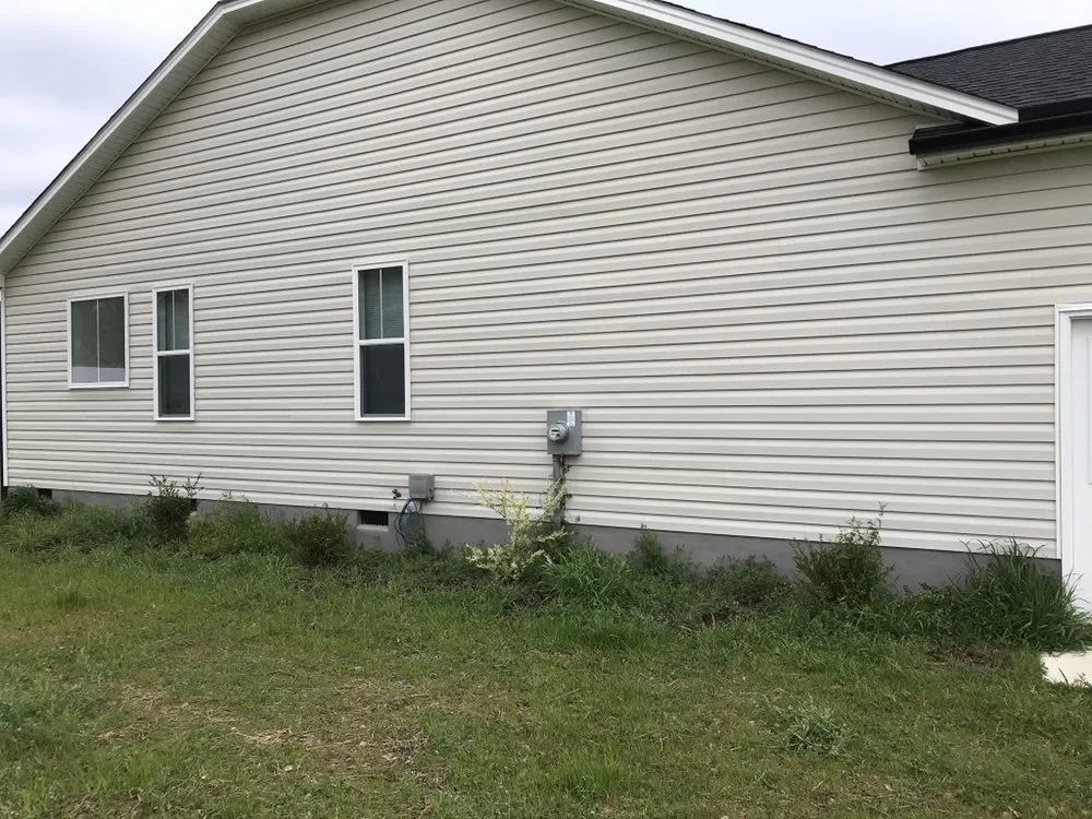 Reliable lawn care service experts serving Smithfield, NC - Arevalos Lawn Care