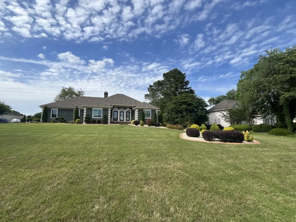 Trusted yard cleanup service experts serving Rex, GA - ARG Landscaping