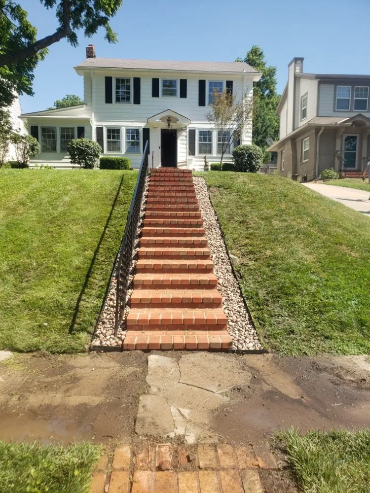 Professional yard maintenance with custom design in Independence, MO by Argueta Landscaping and Tree Care