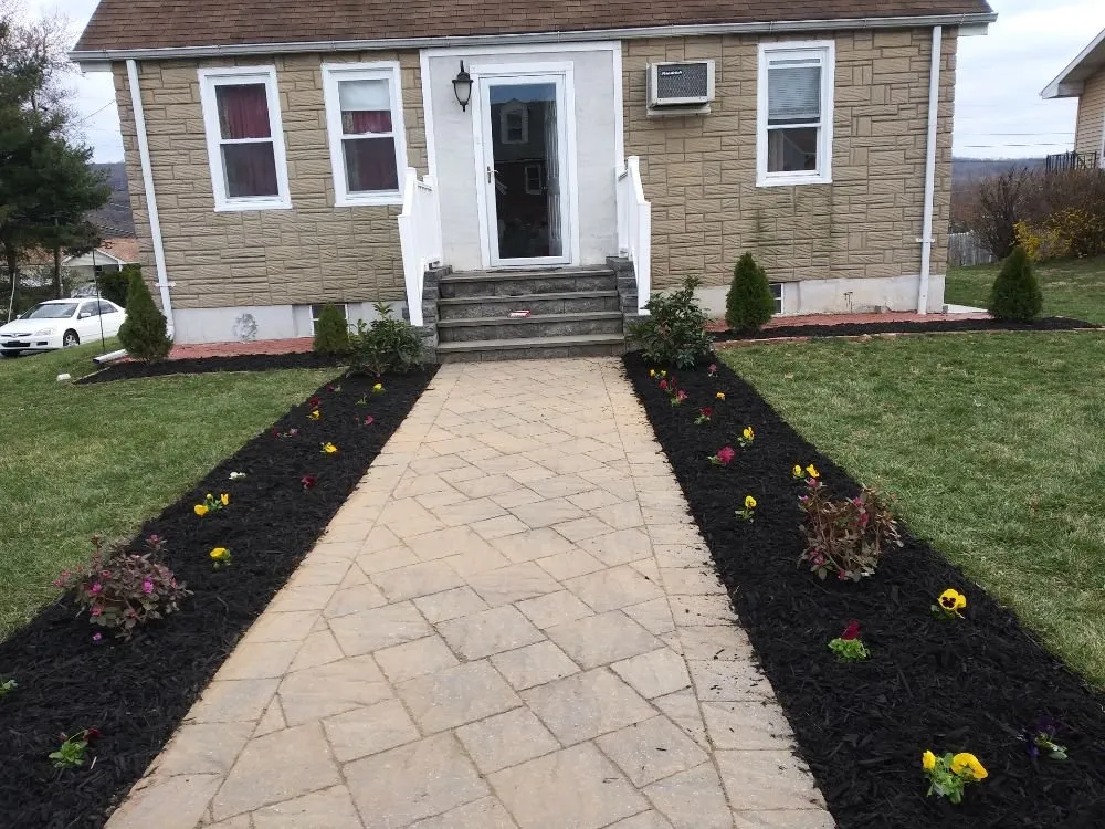 Top-rated landscape design in Allentown, PA by Argueta's Lawn Care