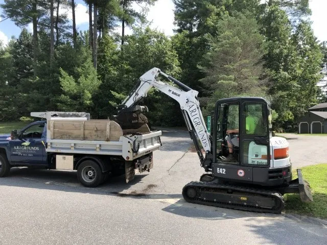 Reliable yard cleanup service for beautiful yards across Princeton, MA - A.R.I Grounds Maintenance
