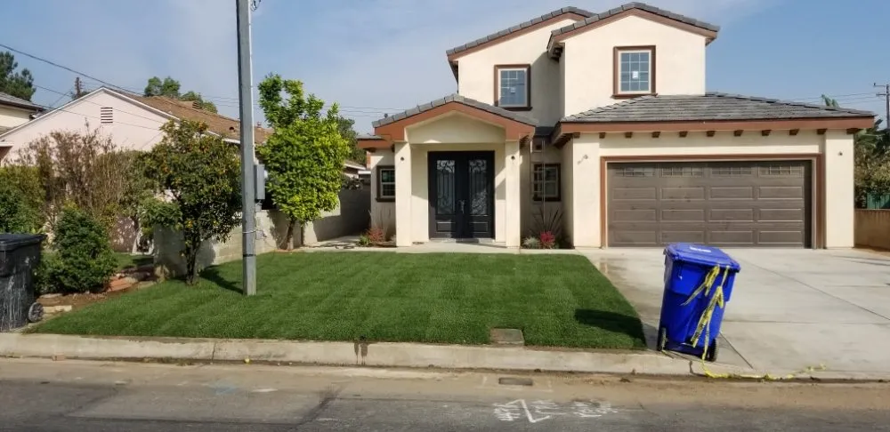 Trusted yard cleanup service in Los Angeles, CA by Arias Garden Service and Landscaping