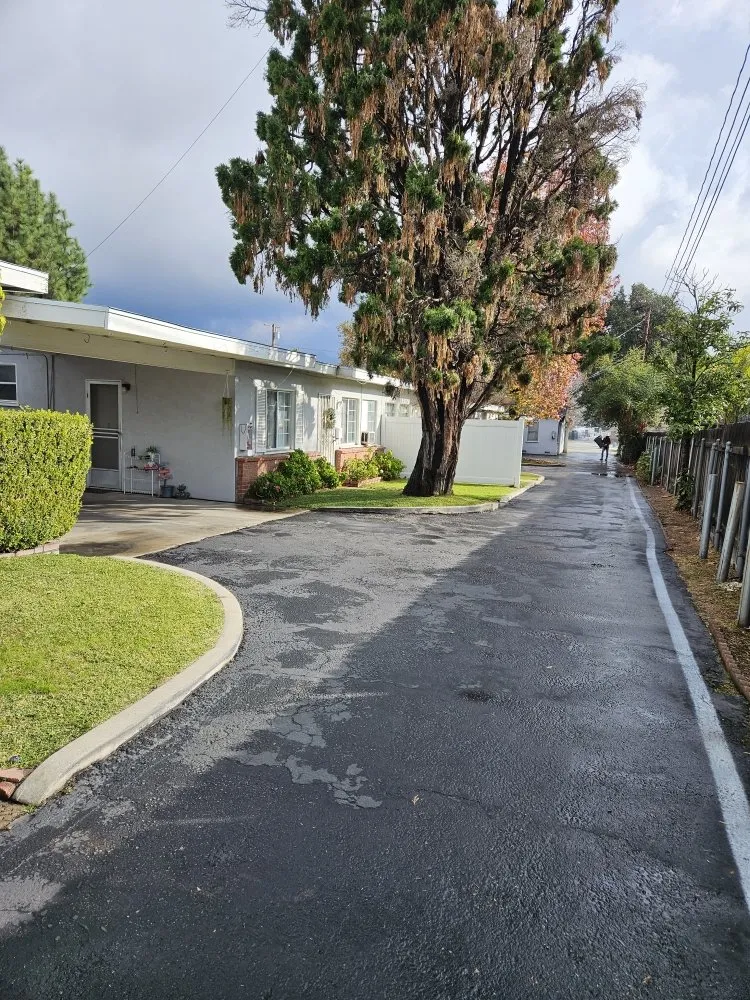 Affordable landscape design for residential properties in Los Angeles, CA by Arias Garden Service and Landscaping