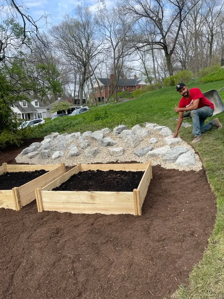 Custom yard cleanup service in Dayton, OH - Arias Landscape & Design