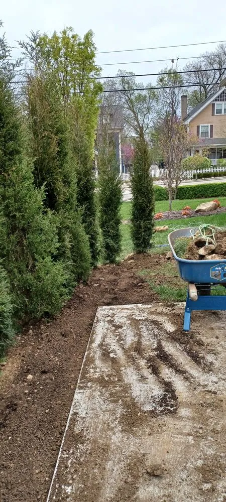 Top-rated garden landscaping in Dayton, OH by Arias Landscape & Design