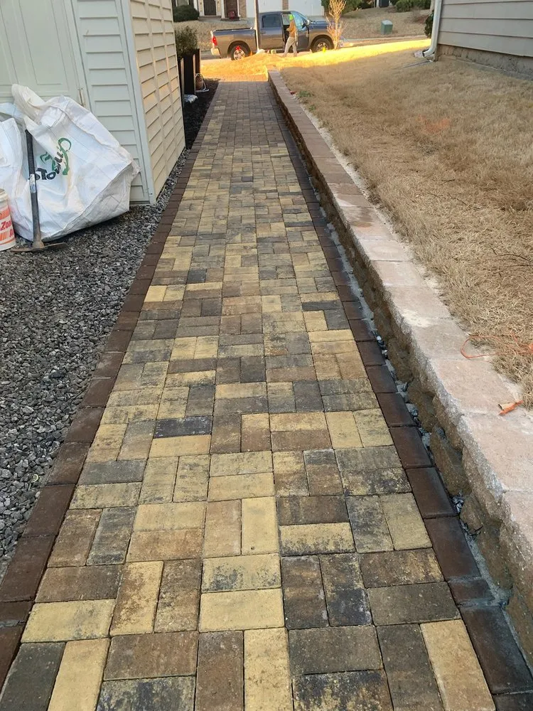 Local residential landscaping in Chicago, IL - Arias Landscaping