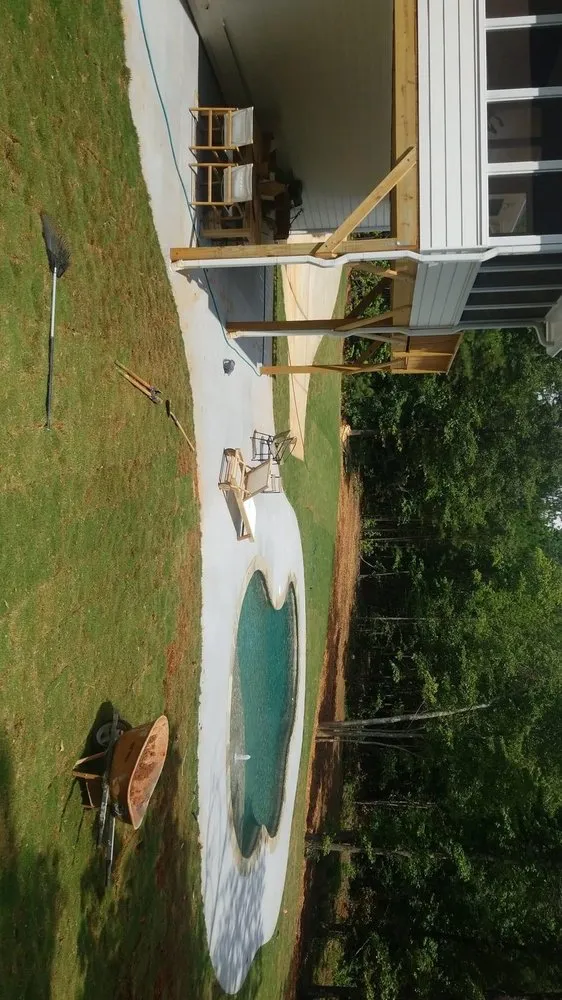 Top-rated garden landscaping in Temple, GA by Arias Rodriguez Landscaping