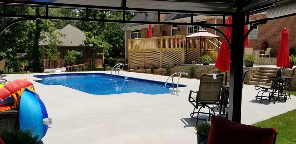 Expert lawn mowing service experts serving Temple, GA - Arias Rodriguez Landscaping