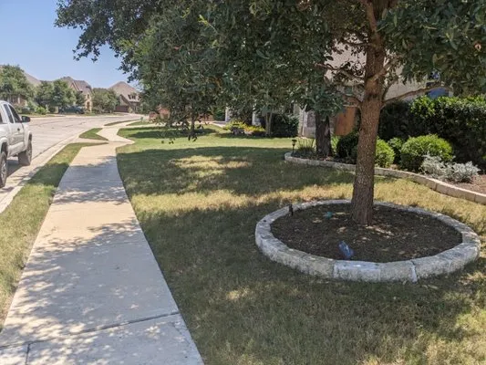 Ariatt Lawn Care Logo