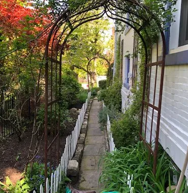 Reliable yard cleanup service for beautiful yards in Verona, PA by Aries Landscaping