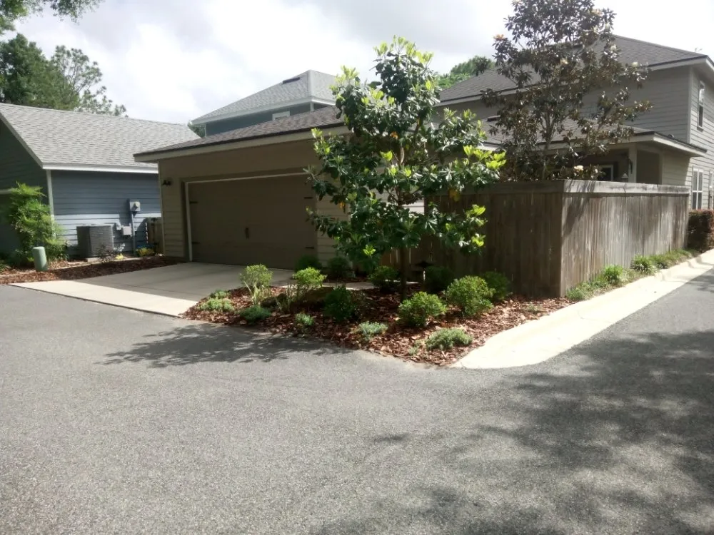 Trusted lawn care service experts serving Gainesville, FL - Arinson Landscaping & More