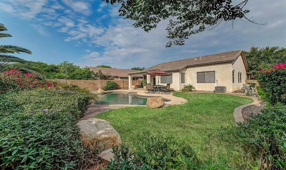 Top-rated landscape installation experts serving Peoria, AZ - Arizona Landscape Design MGM Landscape, Inc.