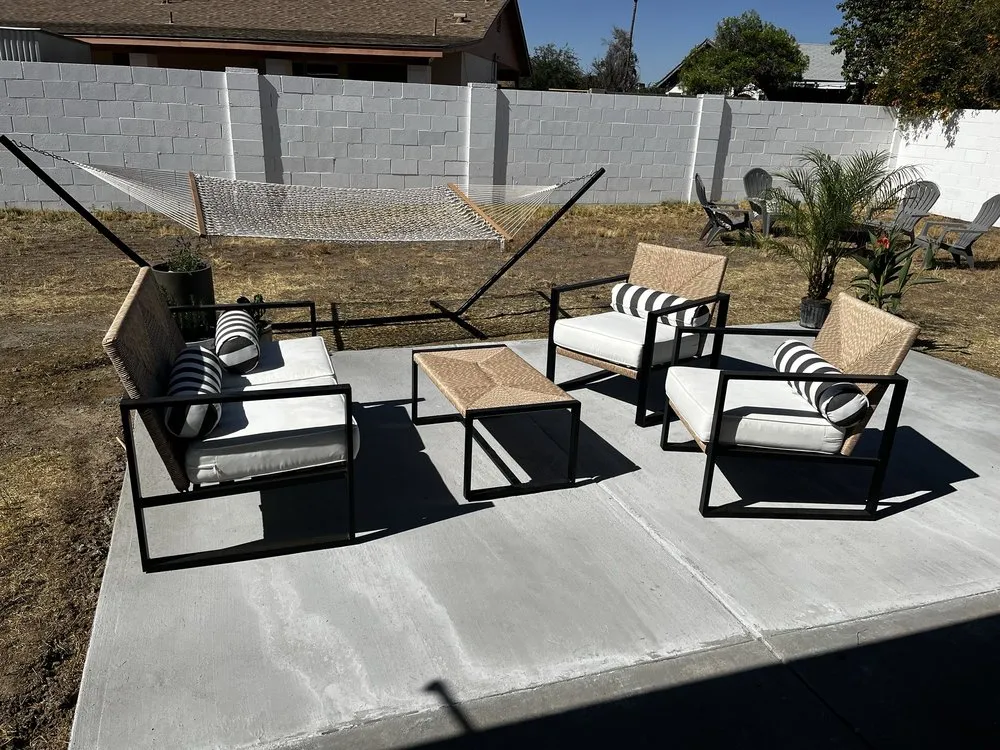 Expert lawn mowing service for homes in Avondale, AZ by Arizona Landscaping