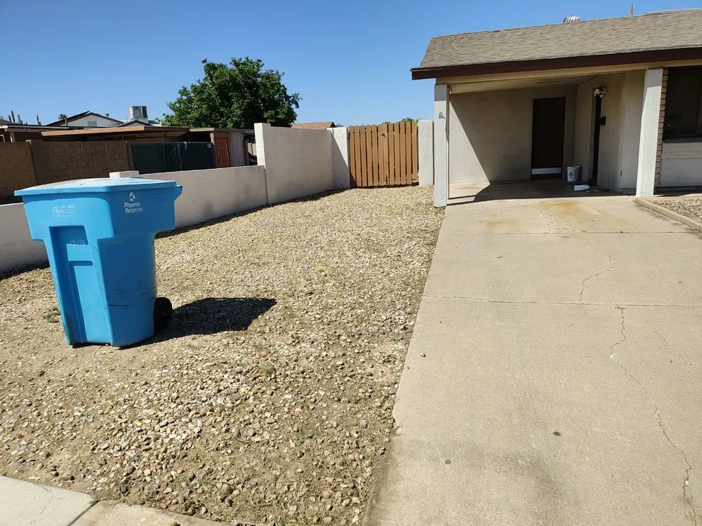 Expert lawn care service experts serving Avondale, AZ - Arizona Landscaping