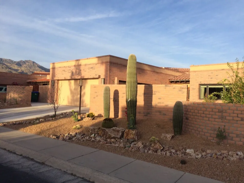 Expert lawn care service in Tucson, AZ by Arizona Landshapes